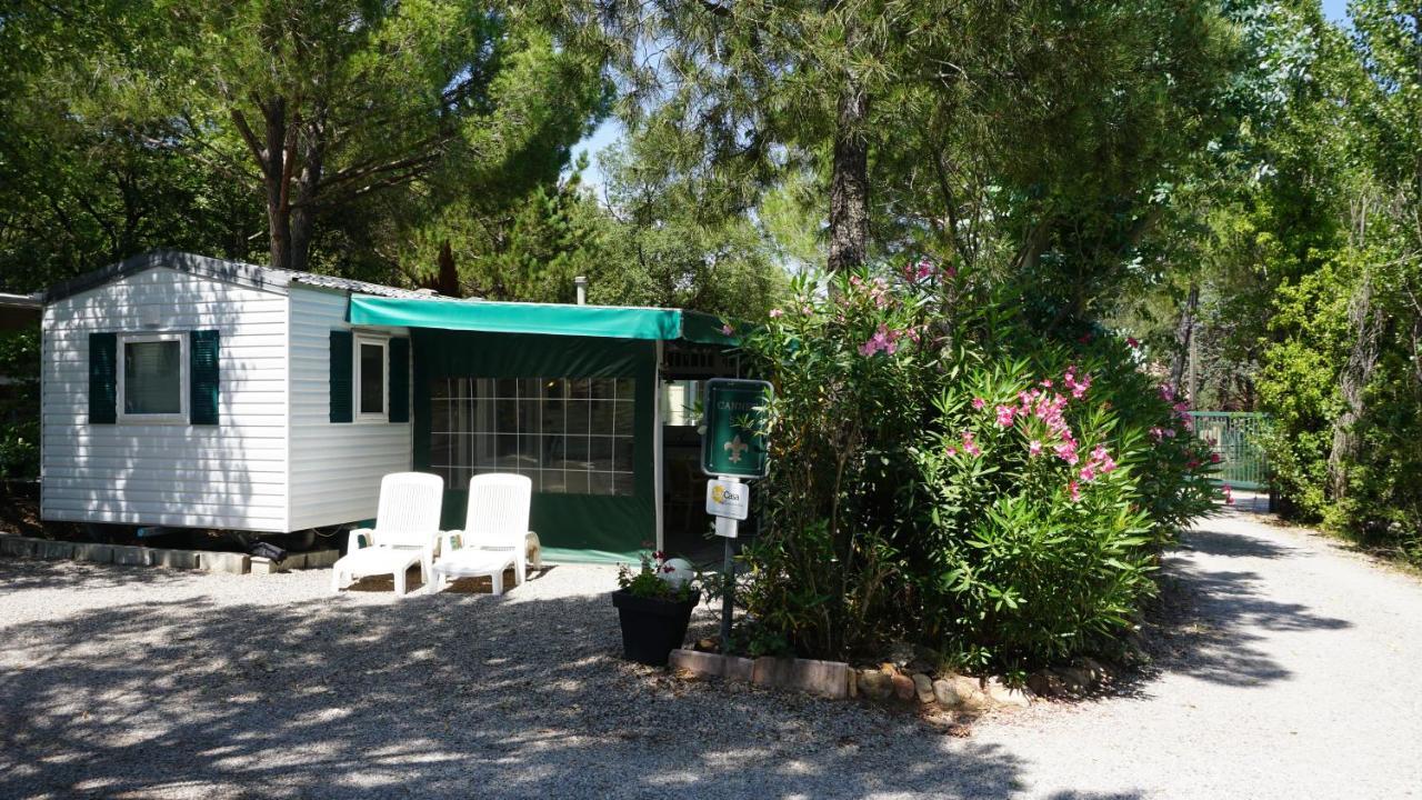 Chalets Met Buitenkeuken Op Camping Lei Suves - Joycasa Roquebrune-sur-Argens Exterior foto