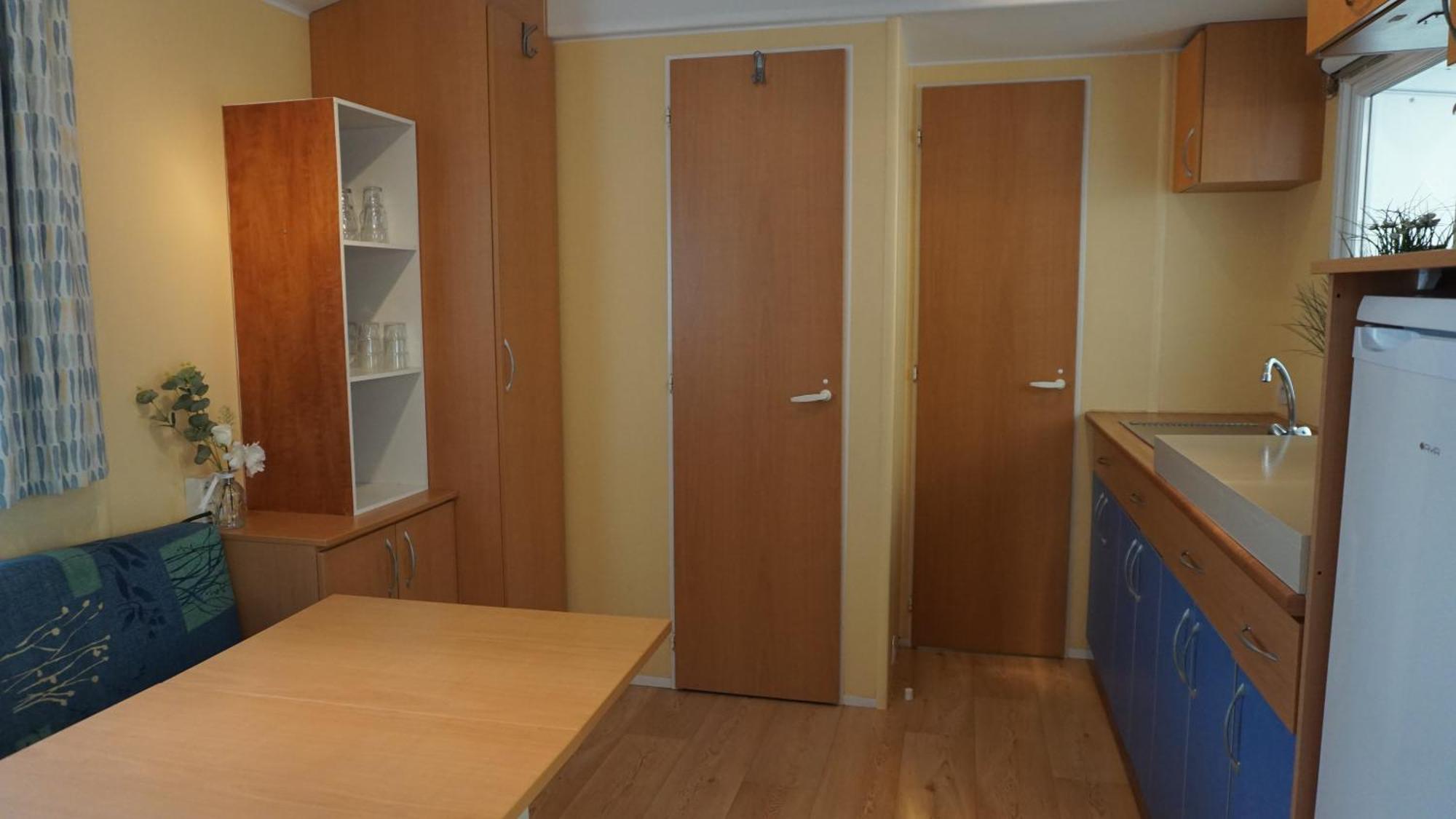 Chalets Met Buitenkeuken Op Camping Lei Suves - Joycasa Roquebrune-sur-Argens Exterior foto